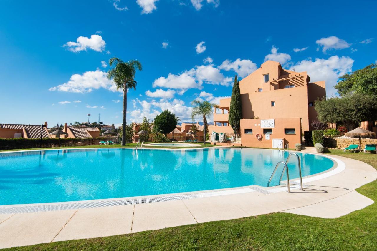 Rentandhomes Marbella Golf Elviria Exterior photo